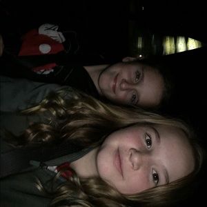 Meet your Posher, Caylee